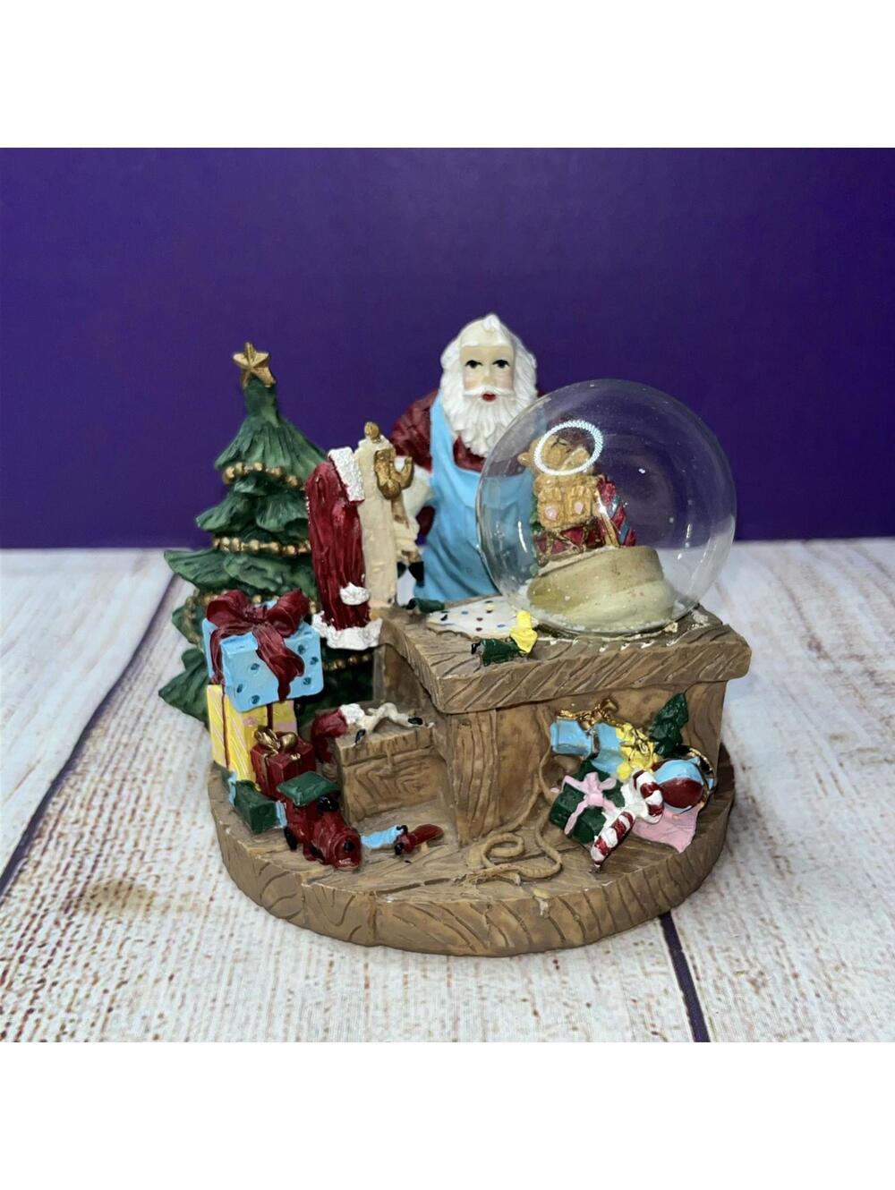 Vintage 1996 collectible Holiday snow scenes Santa at the bench Schmidt-Cannon